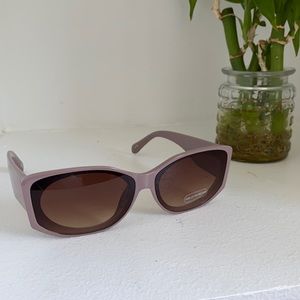 Chunky cat eye sunglasses